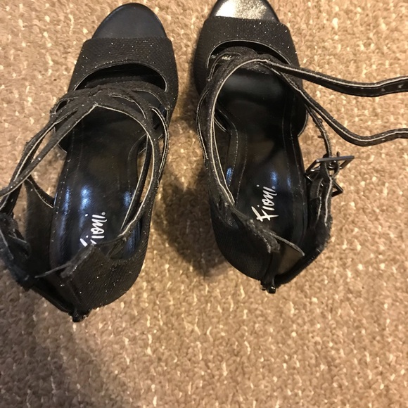 Sparkly black heels - Picture 3 of 6